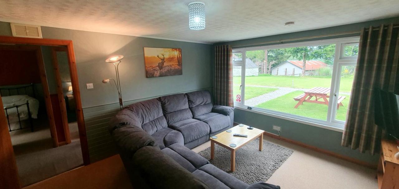 Torcroft Lodges Drumnadrochit Buitenkant foto