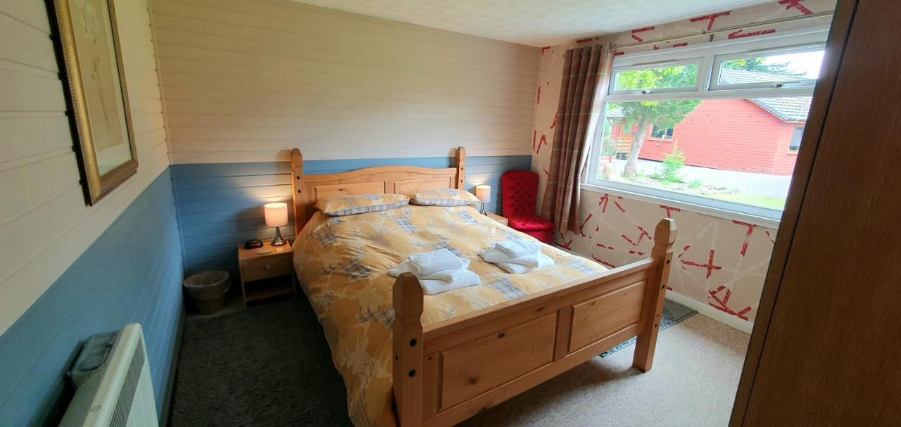 Torcroft Lodges Drumnadrochit Buitenkant foto