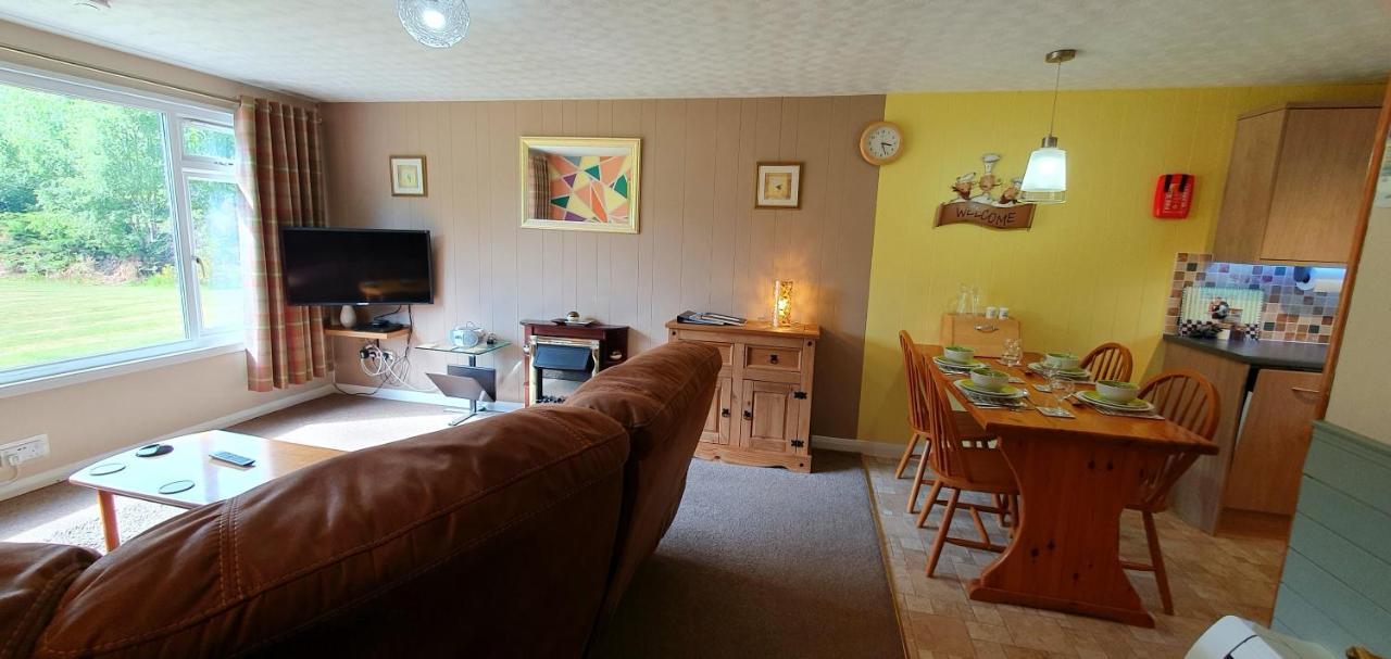 Torcroft Lodges Drumnadrochit Buitenkant foto